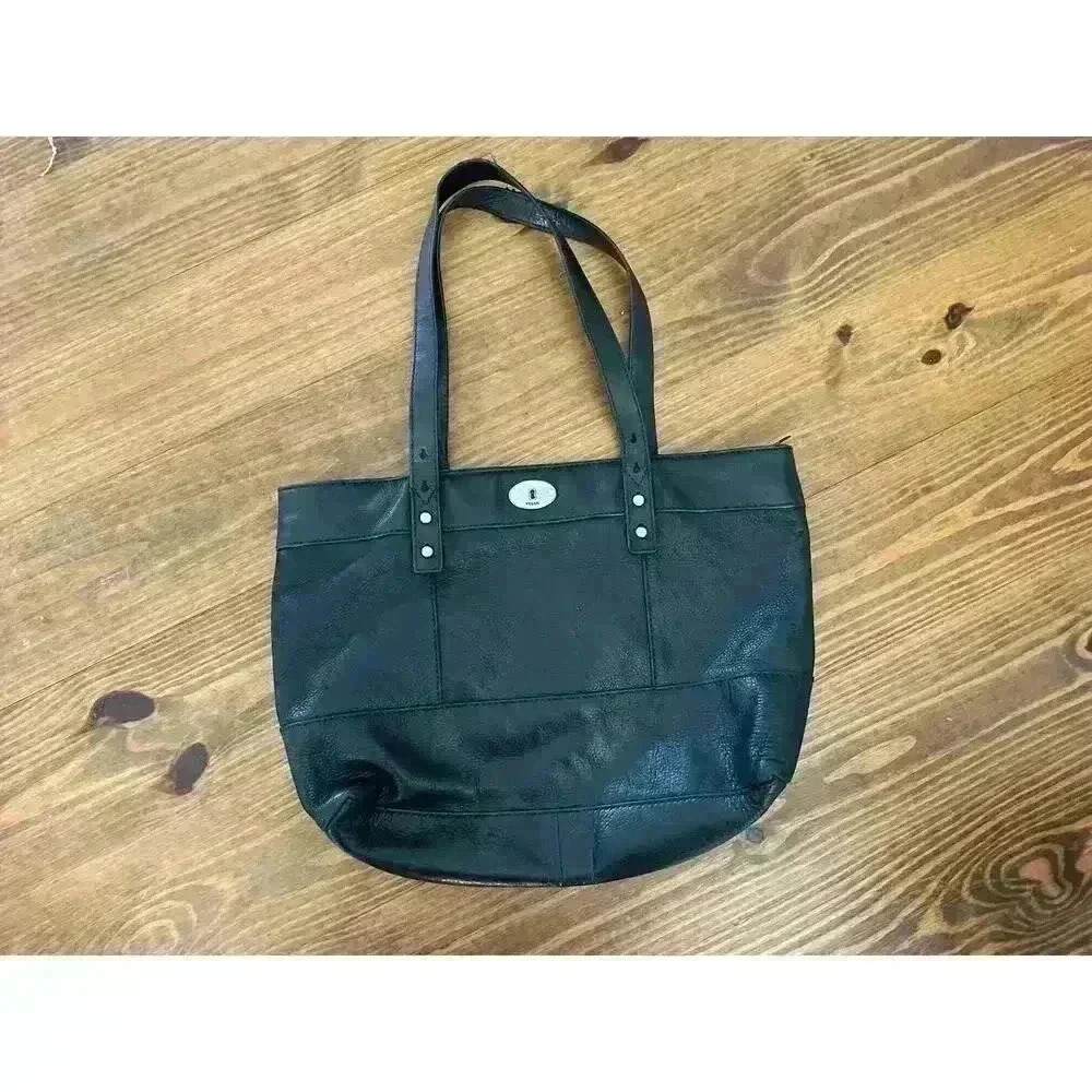Fossil Black Pebbled Leather Shoulder Zipper Tote